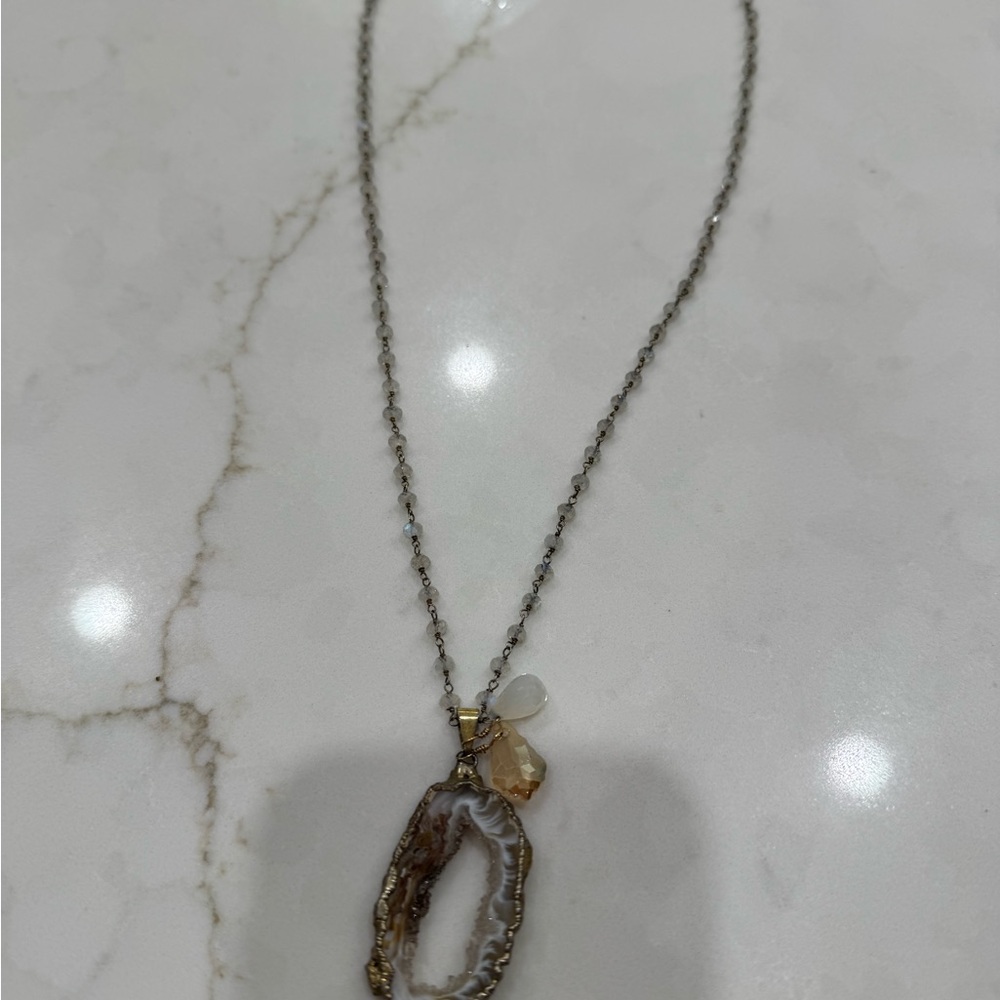 Beaded Silver Necklace with Agate Pendant